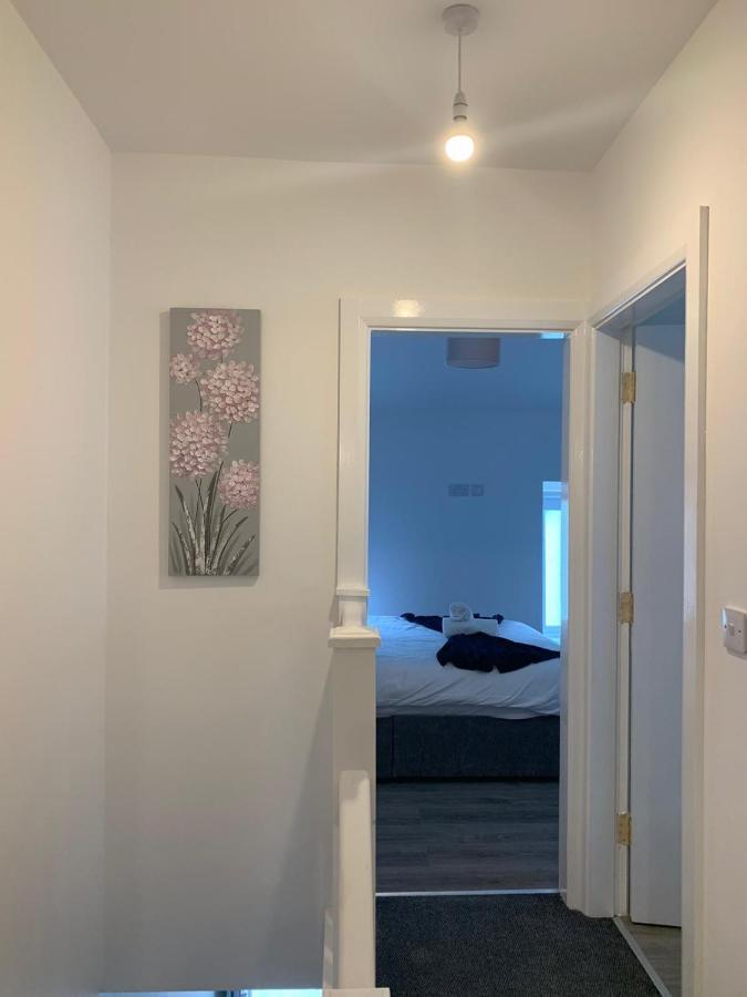 Eyre Square Lane Budget Rooms Galway Bagian luar foto