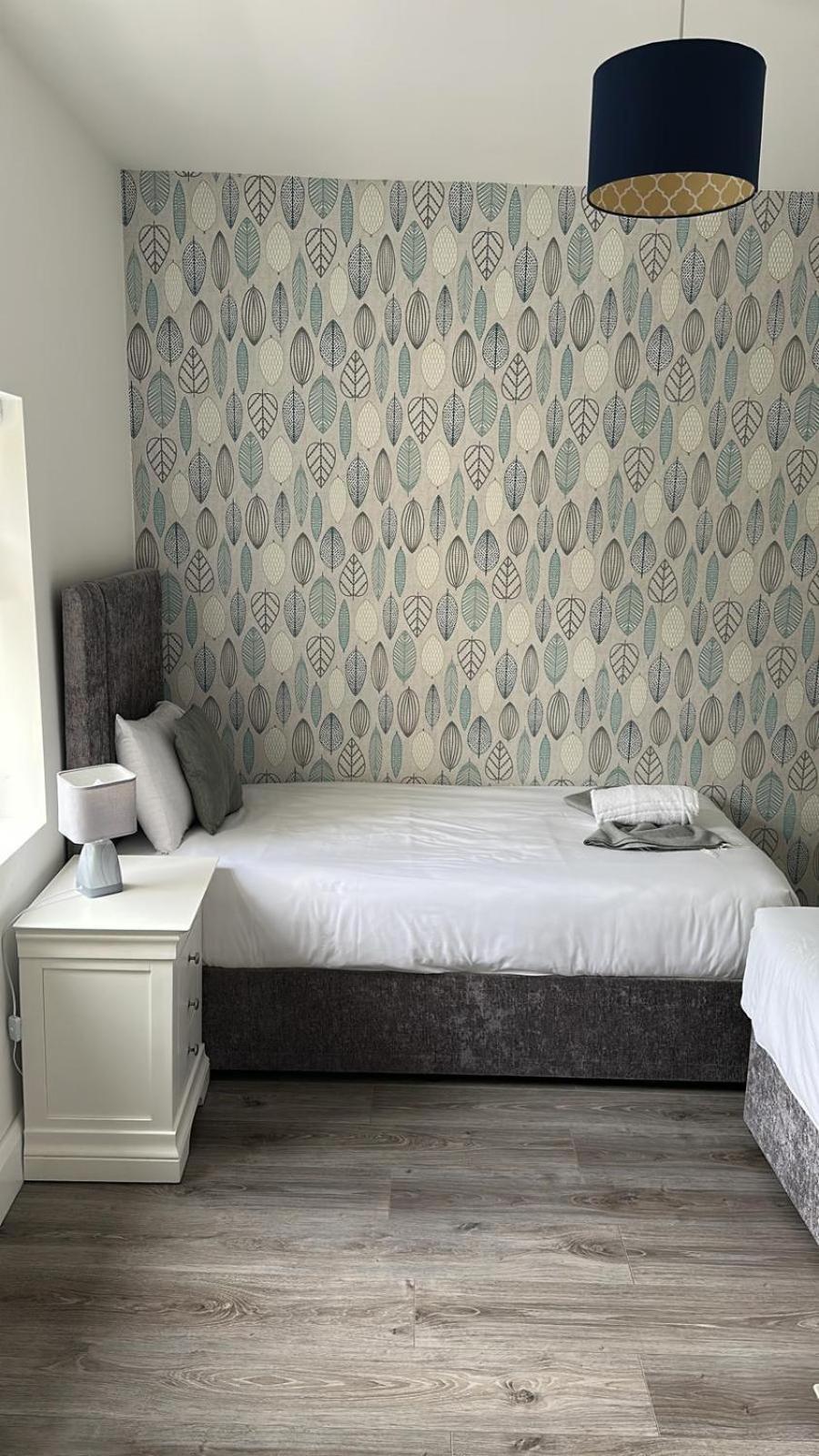 Eyre Square Lane Budget Rooms Galway Bagian luar foto